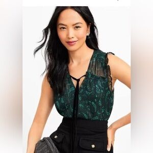 LOFT Women's‎ Sleeveless Paisley Blouse Size L Sheer Lightweight Top New